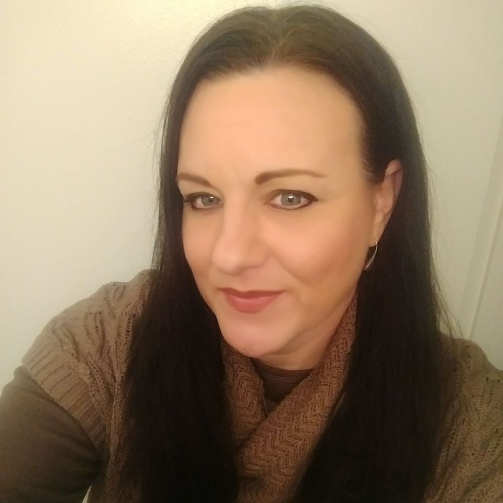 Meet your Posher, Holly